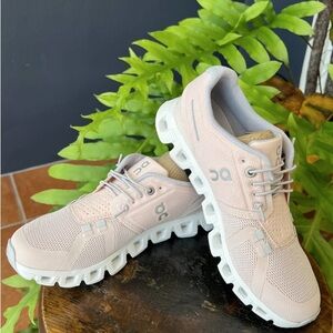 ON Running Women Shoe Cloud 5 Waterproof NEW Shell White